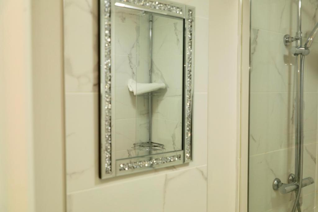 Lovely 2- Bedroom Apartment In 벨파스트 외부 사진